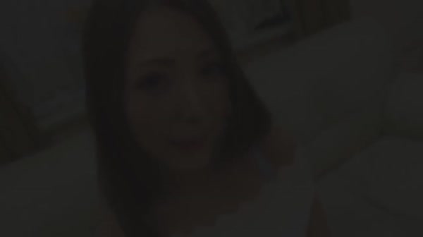 肤白貌美的巨乳白虎大美人享受被狗喝水，这没毛逼真他妈的干净